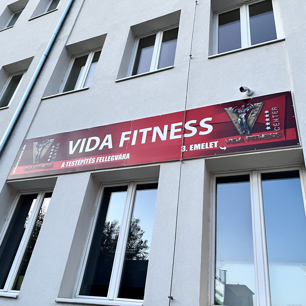 cégtábla/reklámtábla